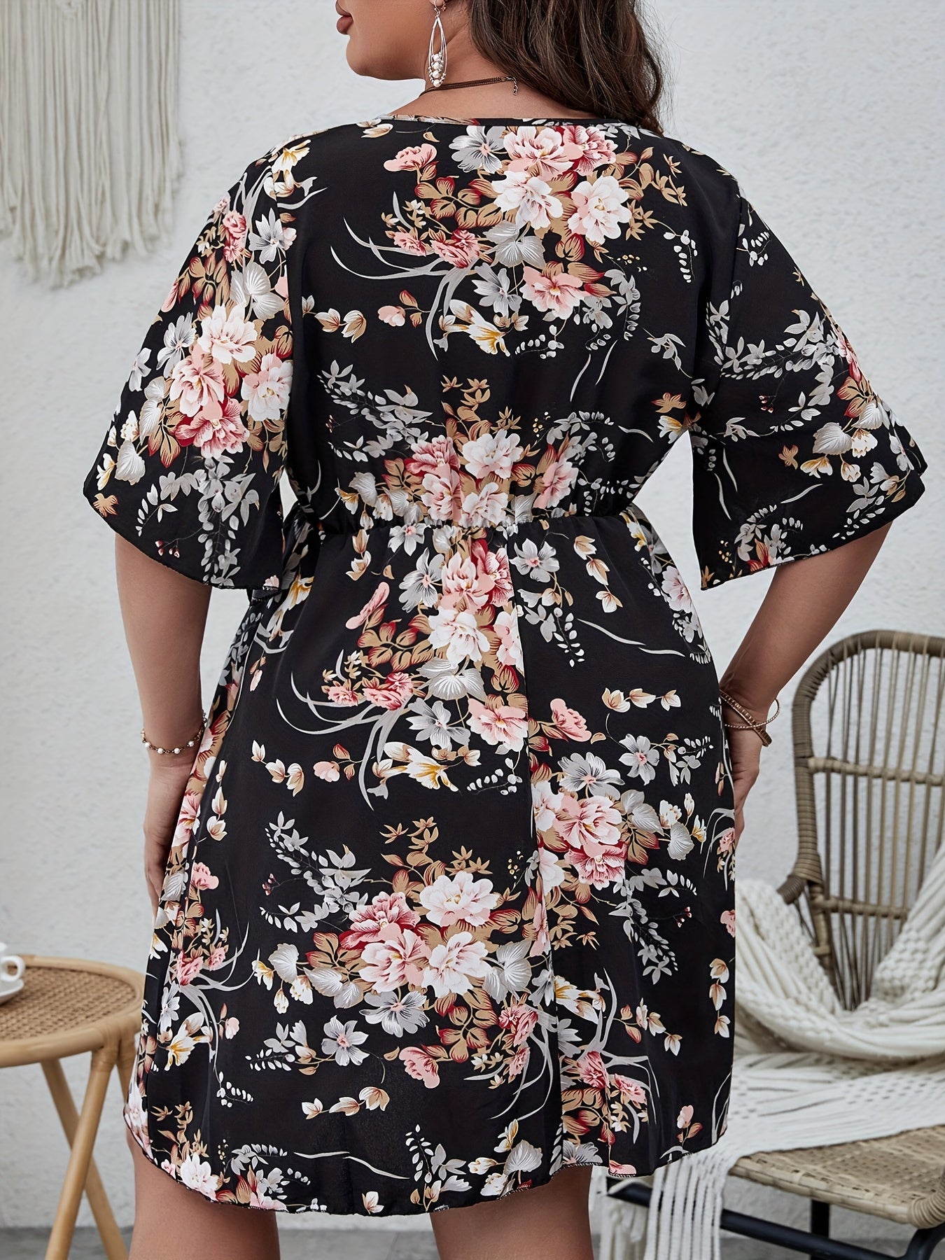  Floral Print Flutter Sleeve Mini Dress
