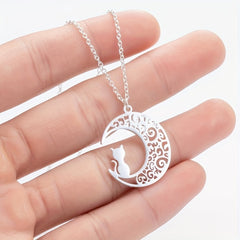 Moon Cat Necklace Stainless Steel Hollowed Out Collarbone Accessory
