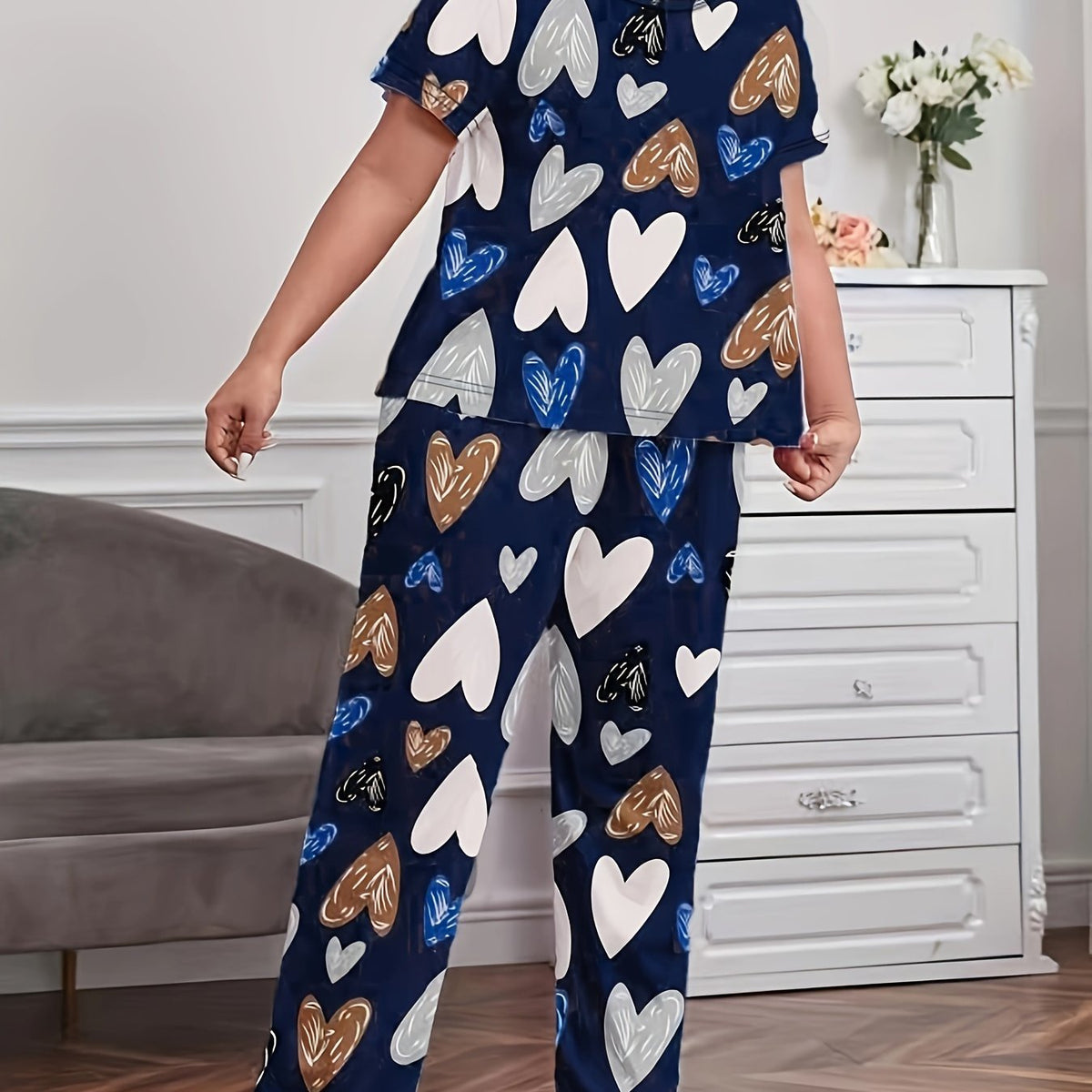  Heart Print Pajama Set - Short Sleeve T-shirt & Pants