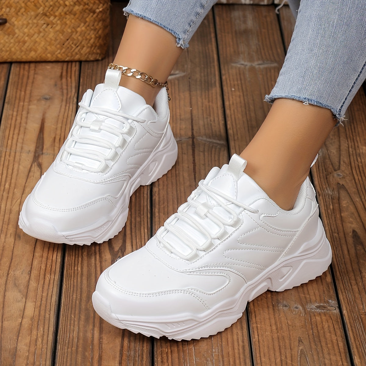 Solid Lightweight Breathable Running Shoes Heighten Wear Resistance