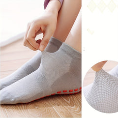 Breathable Non Slip Yoga Socks with Grips for Pilates Barre