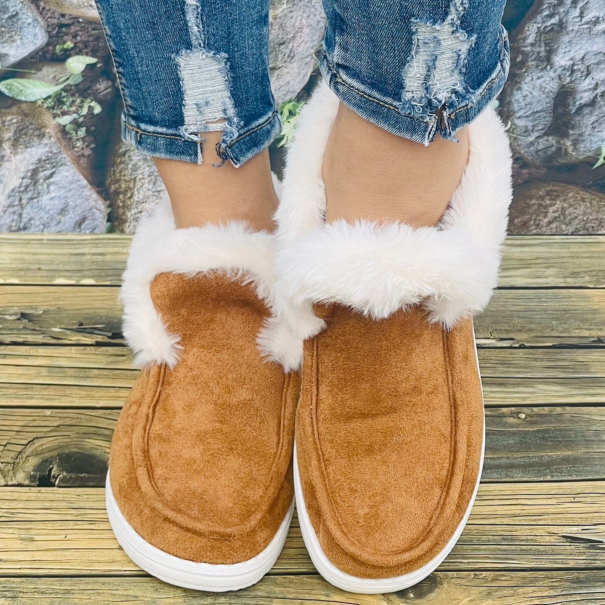 Women's Snow Boots Flat Plush Lined Winter Shoes