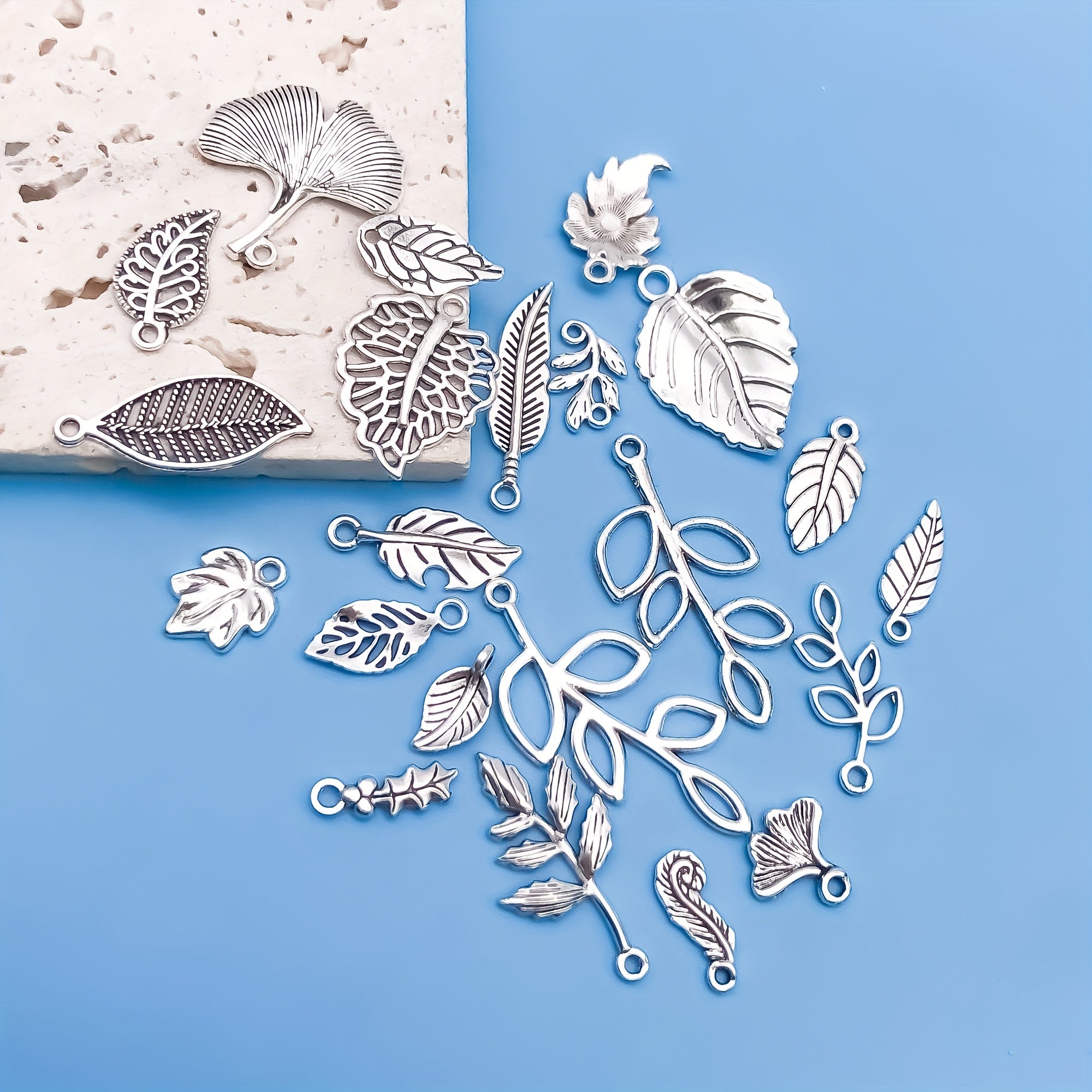 20pcs Leaf Shape Charms Pendant DIY Necklace Bracelet Earrings Jewelry Making