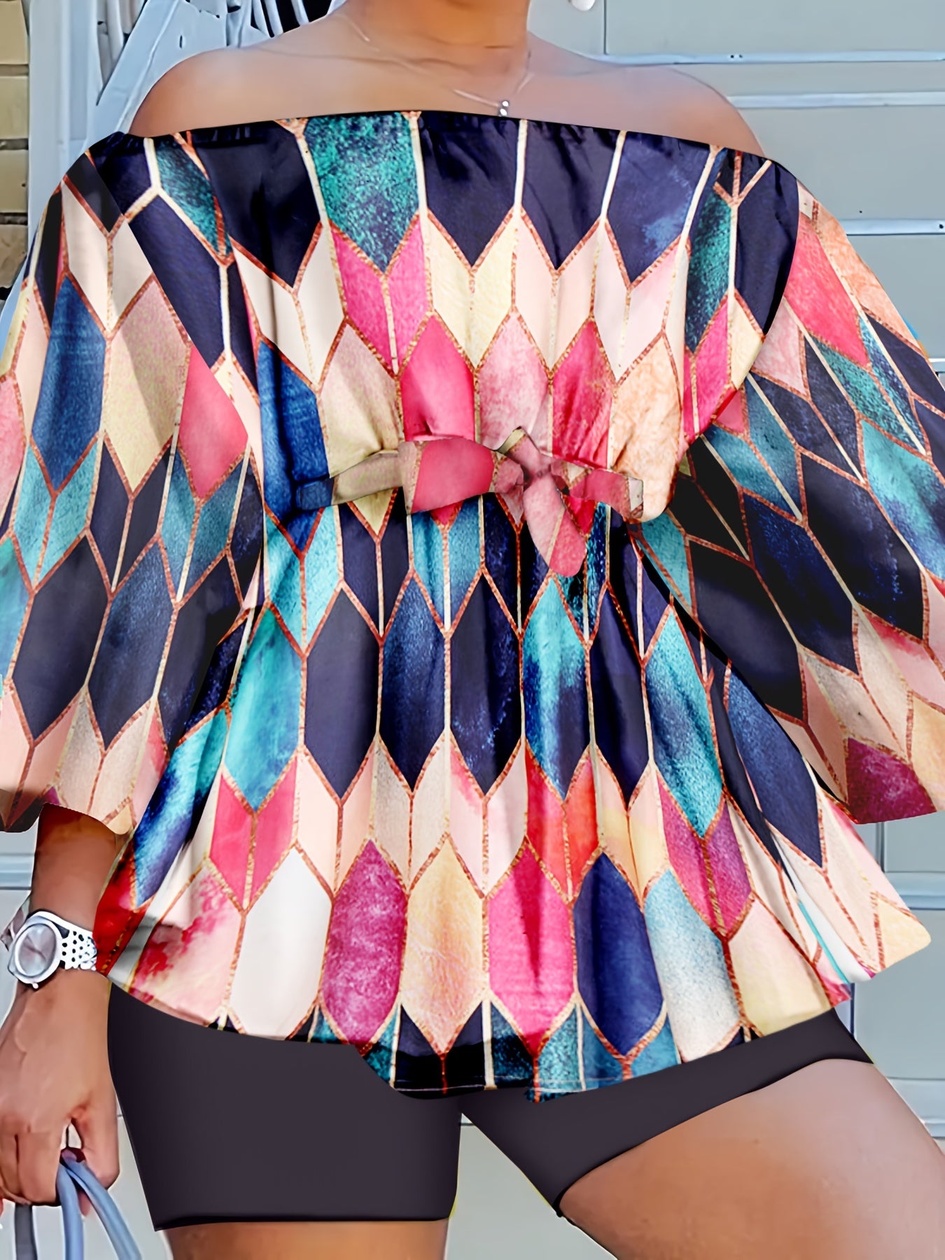  Colorblock Geometric Printed Off Shoulder Tee & Shorts Set