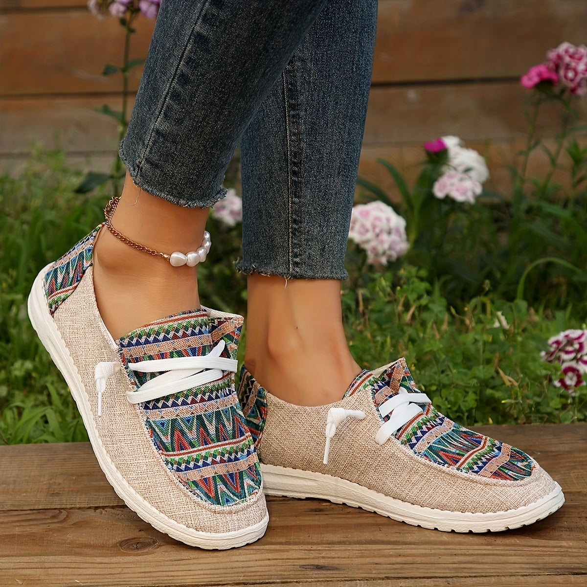 Women's Retro Printed Sneakers Casual Lace Up Outdoor Shoes Lightweight Low Top