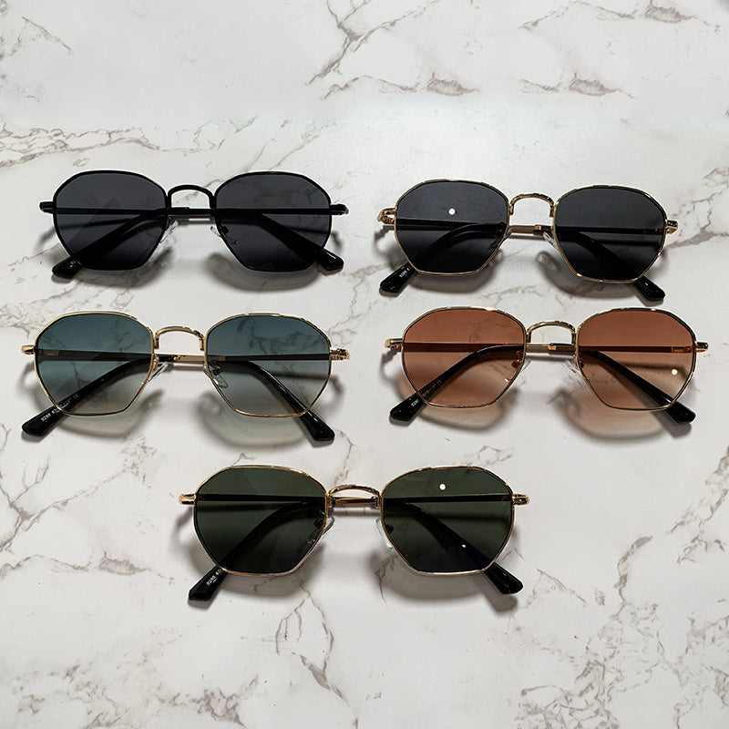 Vintage Gradient Sunglasses Metal Eyewear for Women
