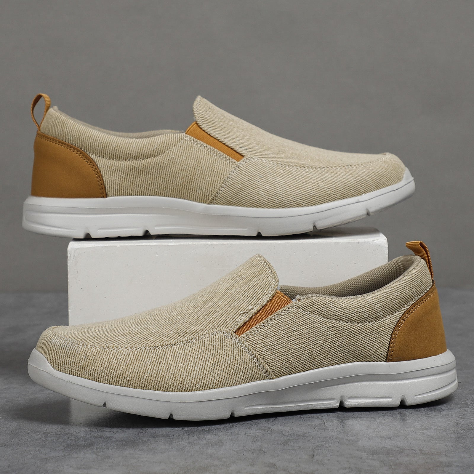 Men Slip On Loafers Comfort Non Slip Walking Sneakers Summer Canvas Shoes