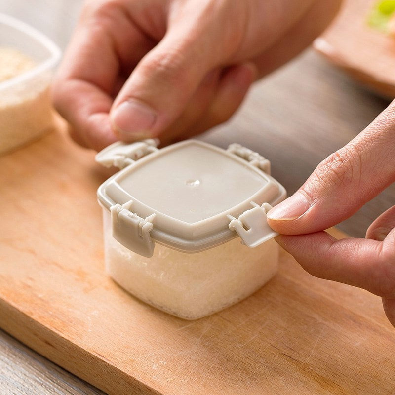 4pcs Plastic Sauce Squeeze Bottle Mini Seasoning Box