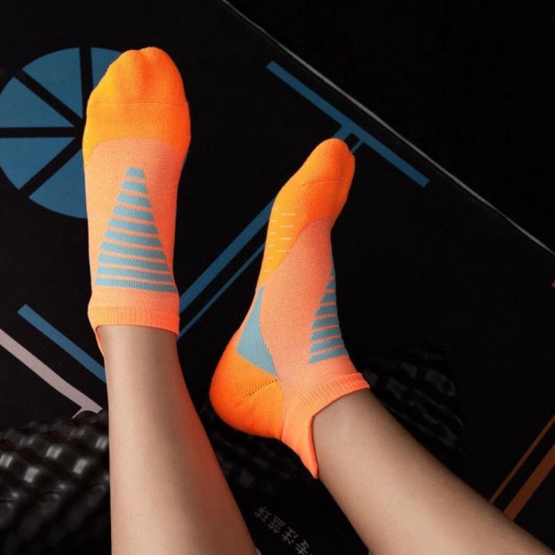 Winter Thicken Sports Cycling Socks For Men Breathable Wicking Basketball