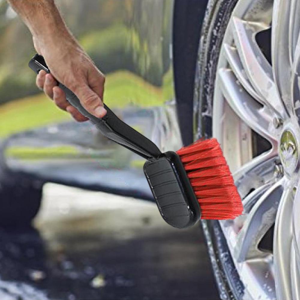 Soft Bristle Car Wash Brush for Easy Cleaning