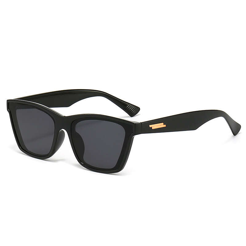 Square Frame Sunglasses Mod Metal Decor UV400