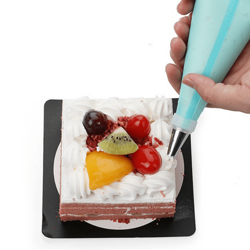 Silicone Pastry Bag with Stainless Steel Tips Set