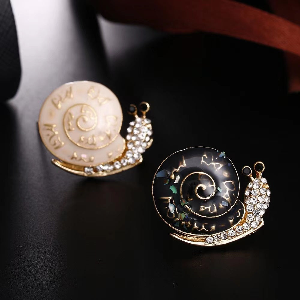Snail Enamel Brooch Animal Charm Corsage Clothing Scarf Buckle Gift