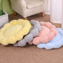 Adjustable Flower Pet Bed for Cat or Dog