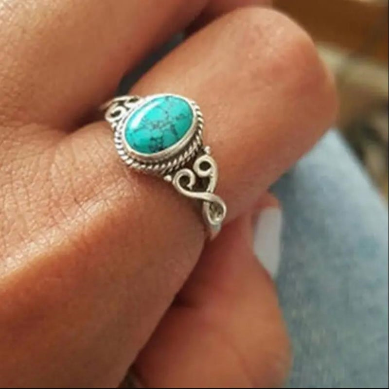 Vintage Inlaid Oval Stone Zinc Alloy Ring