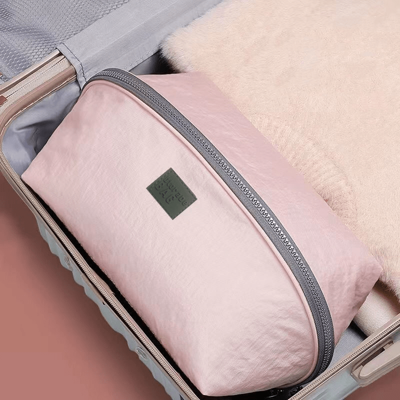 Lightweight Portable Clothes Storage Bag with Multiple Compartments