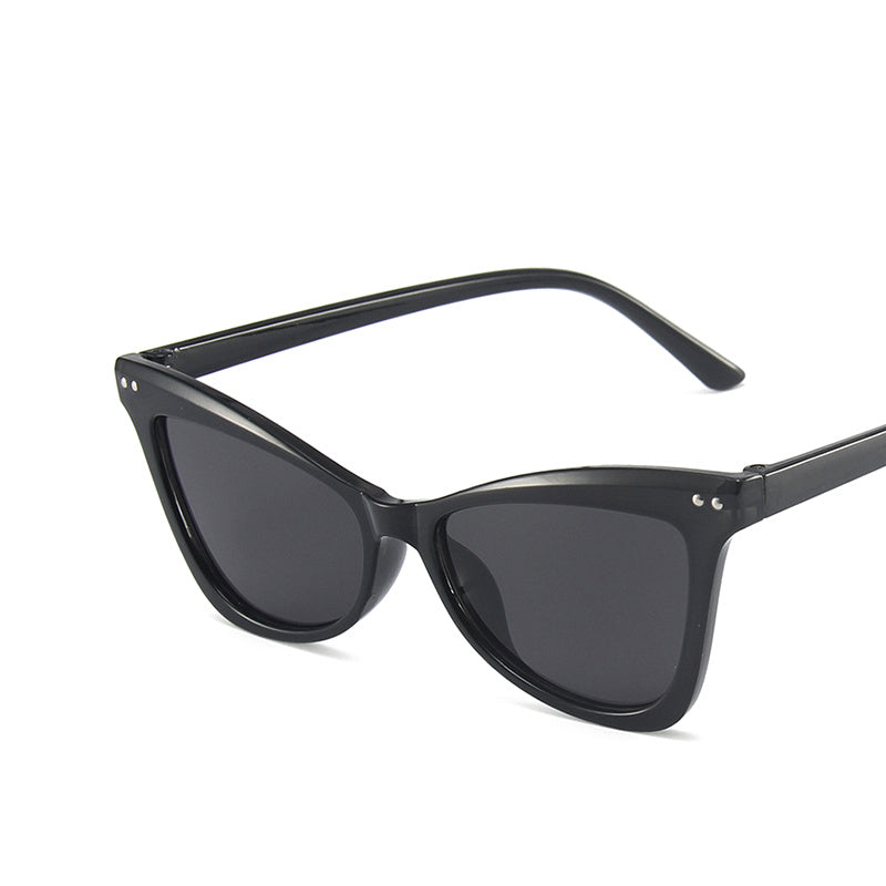 Y2K Cat Eye Sunglasses UV400 Sun Shades for Summer Beach Party