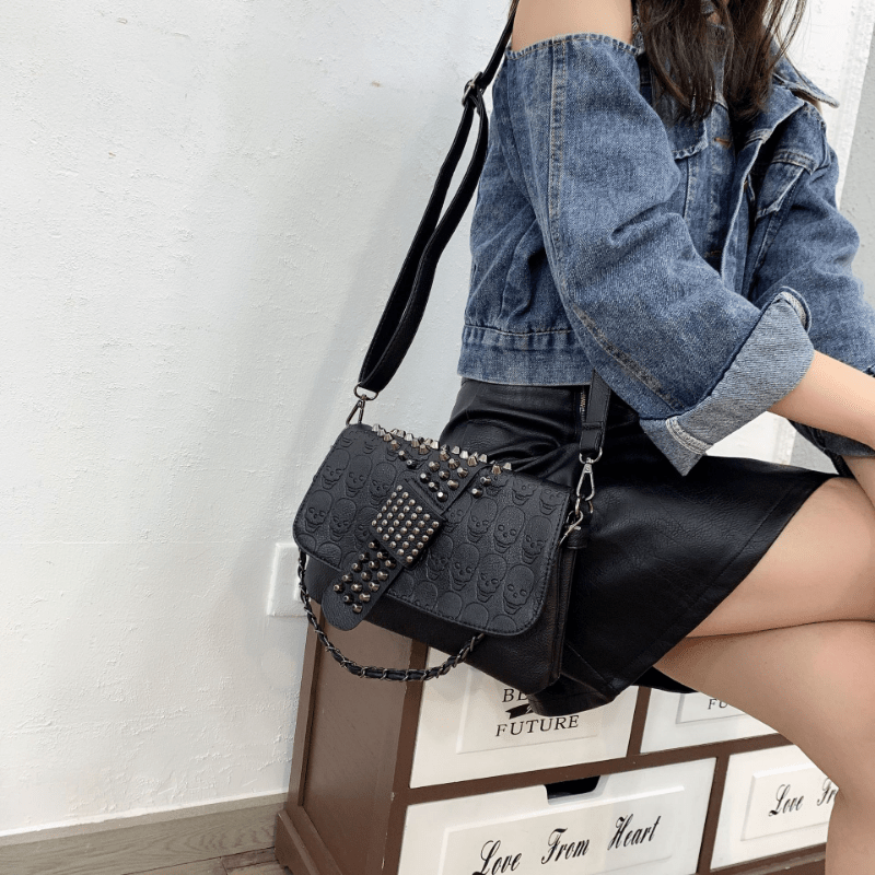 Gothic Skull Pattern Crossbody Bag Y2K Punk Flap Shoulder Bag