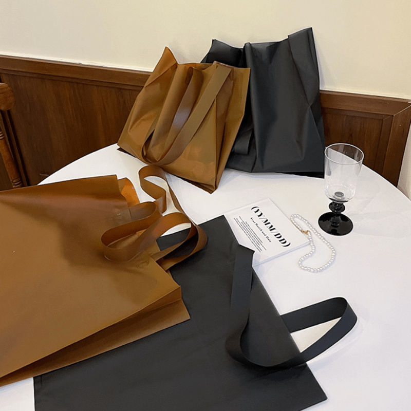 50pcs Frosted Shopping Bags High-End Tote Bags for Clothing Shop