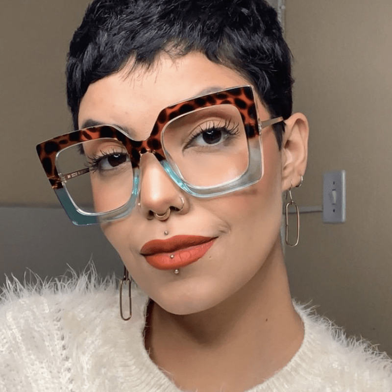 Retro Tortoiseshell Clear Lens Glasses for Men and Women