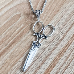 Vintage Scissor Pendant Necklace For Women And Men