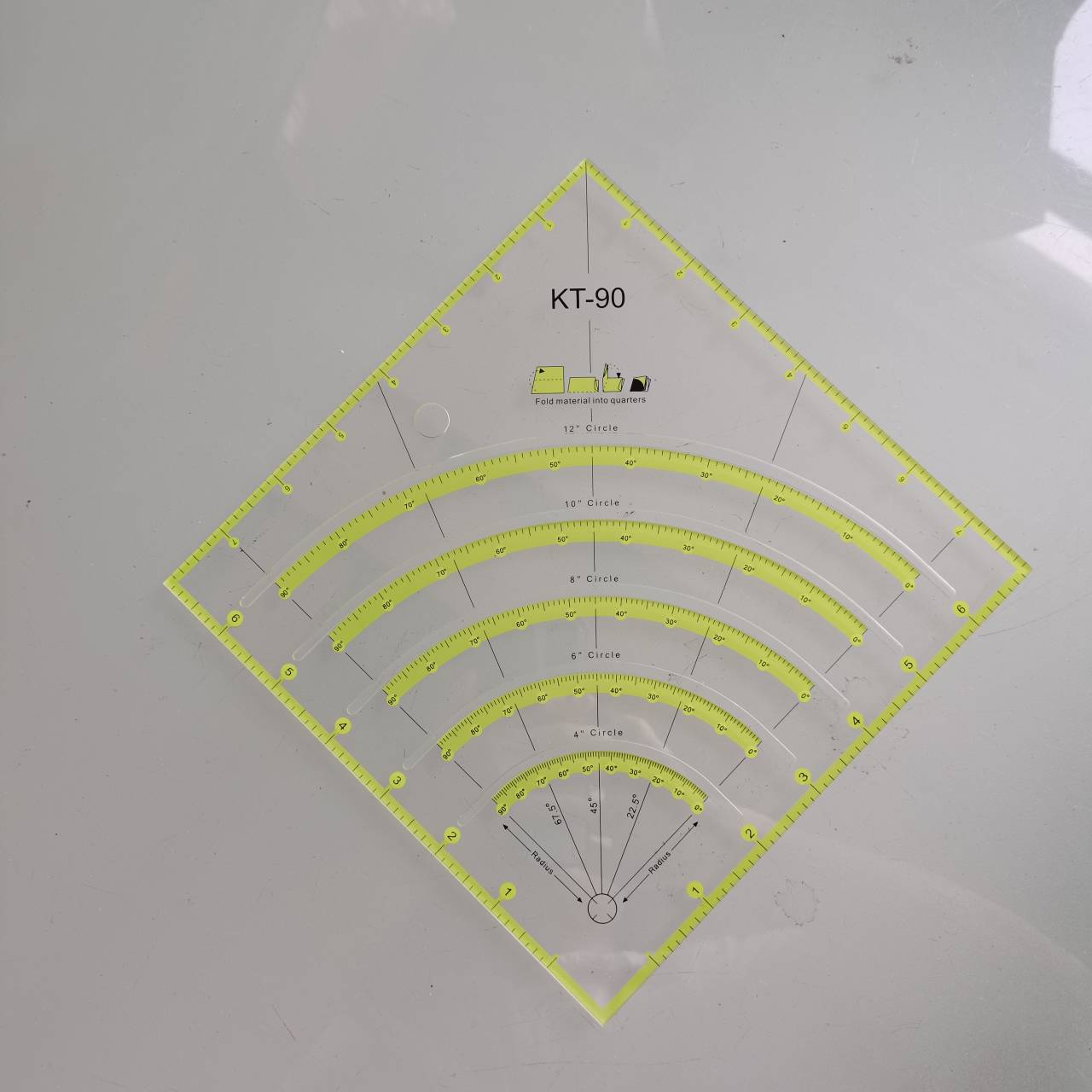 8 Inch Non Slip Circle Cutter for Folding Material Into Quarters