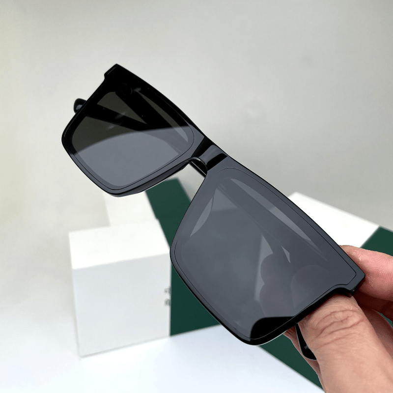 Men's Vintage Square Polarized Sunglasses UV Protection