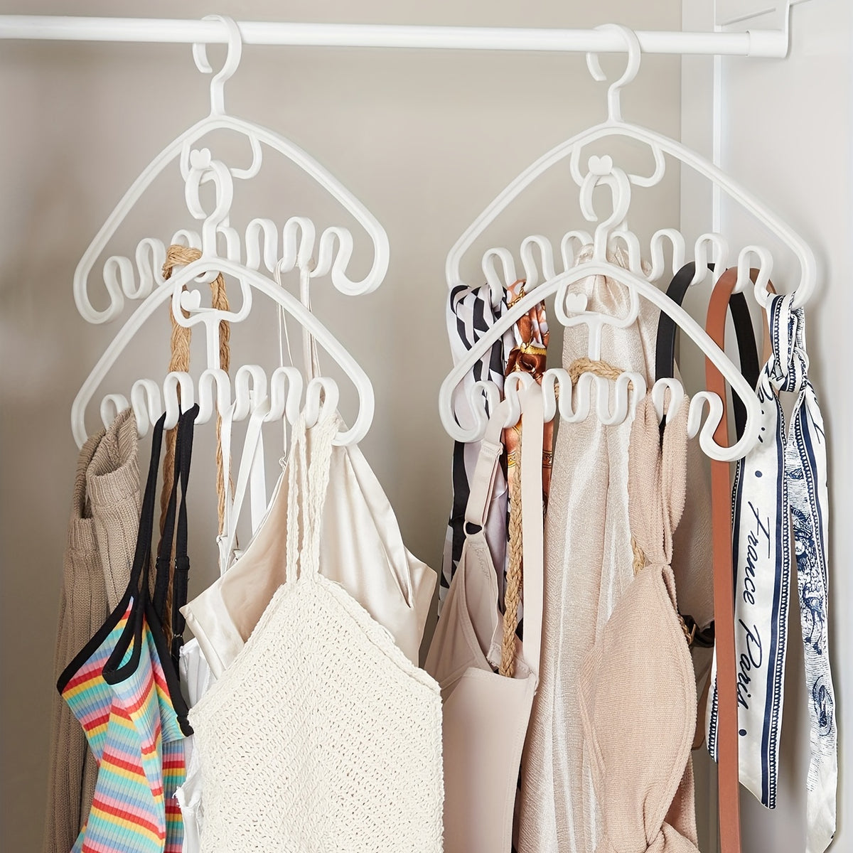 3pcs Wave Shaped Hanger Space Saving Seamless Hanging For Underwear Bra