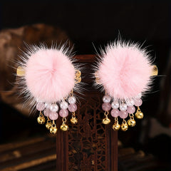 Retro Plush Ball Hair Clip With Small Bells Non slip Duck Billed Clip