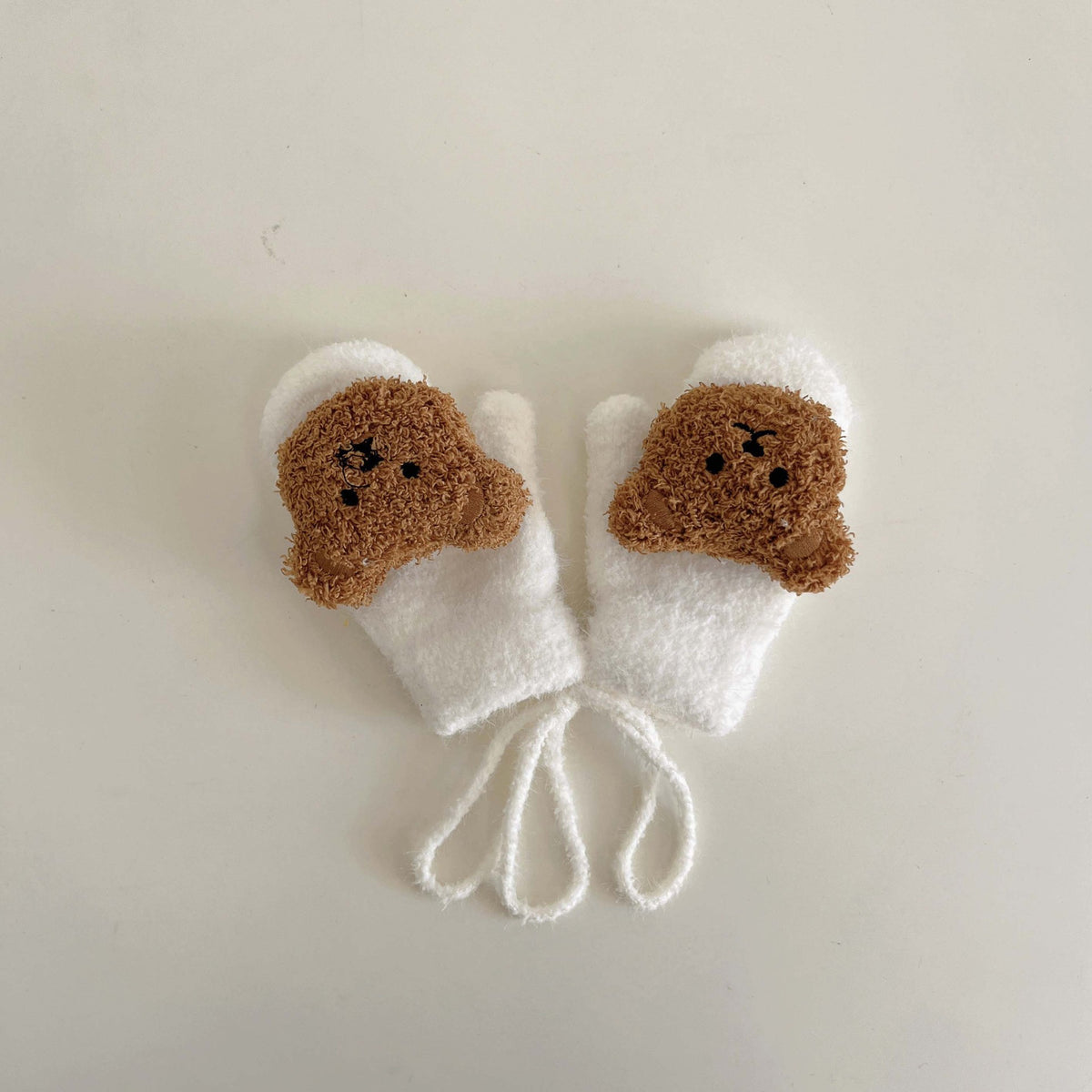 Bear Pattern Plush Gloves for Kids