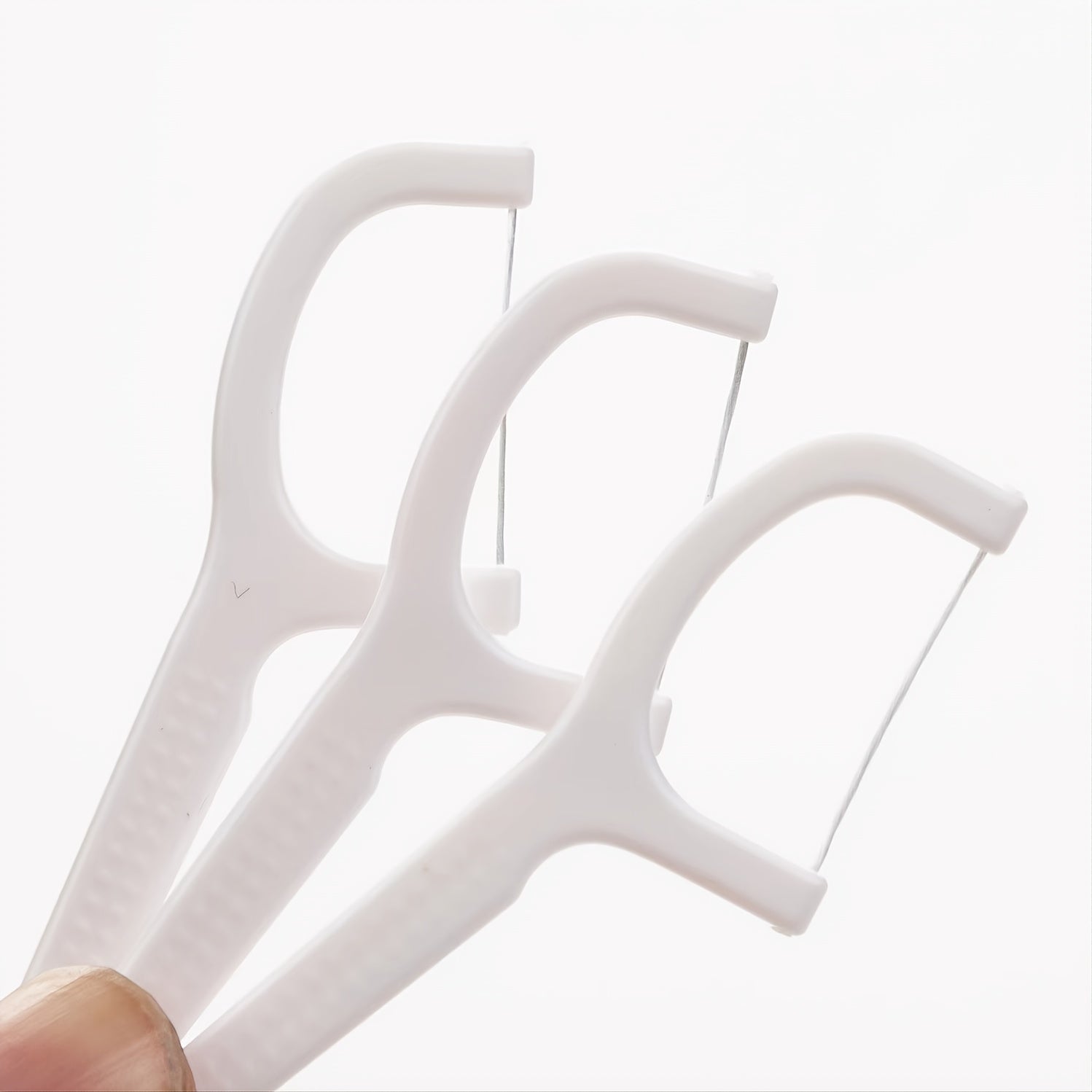 Portable Disposable Dental Floss Picks for Complete Clean