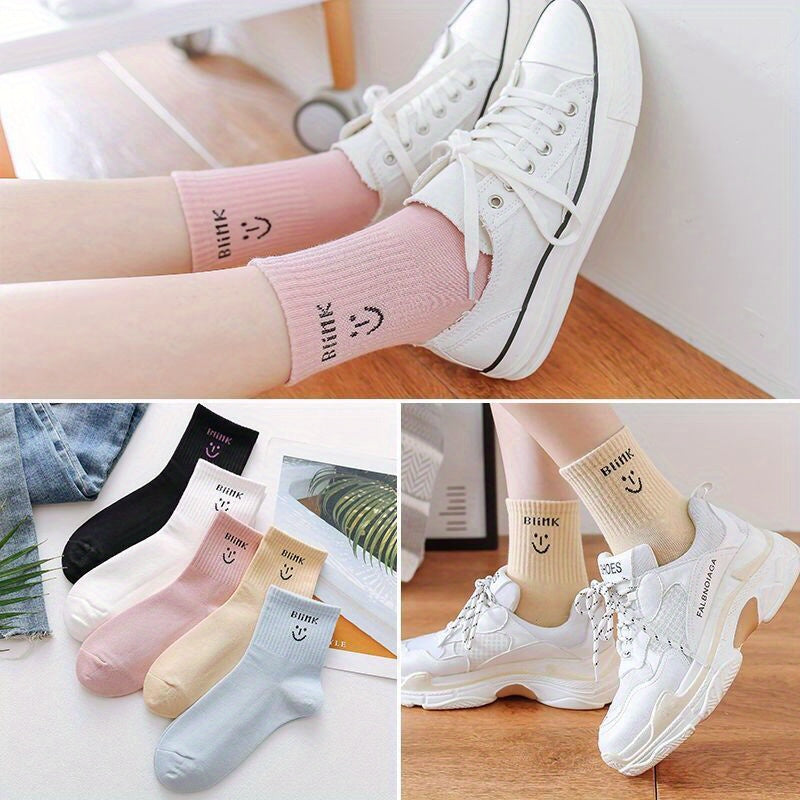 Cartoon Bear Print Socks - Comfy & Breathable Women's Mid Tube Stockings