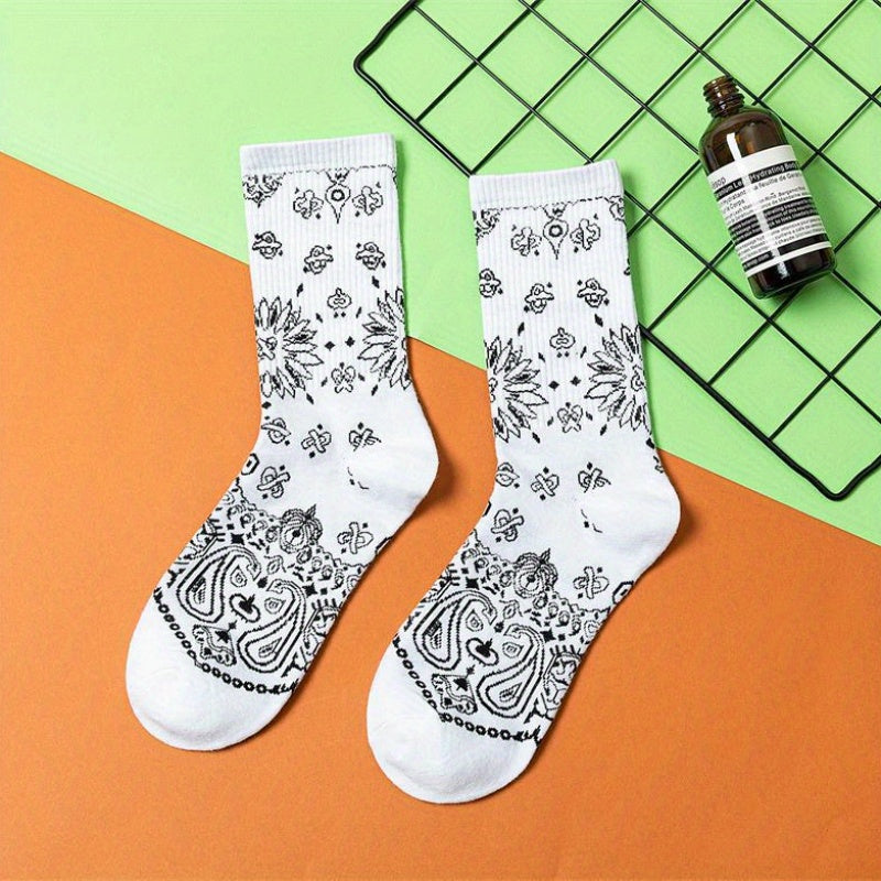 Geometric Pattern Socks Mid Tube Stockings