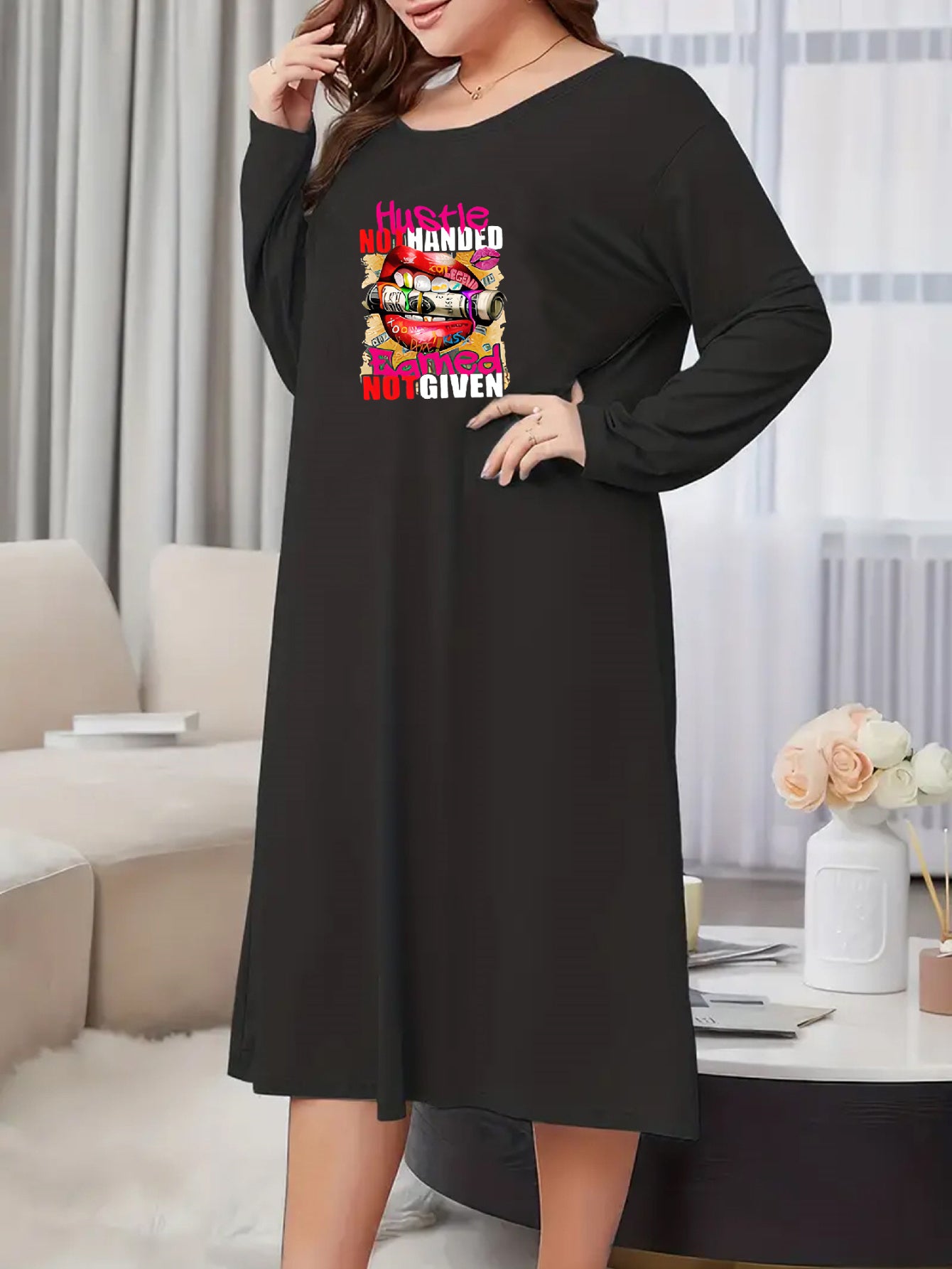  Women's Mouth & Money Print Long Sleeve Nightdress