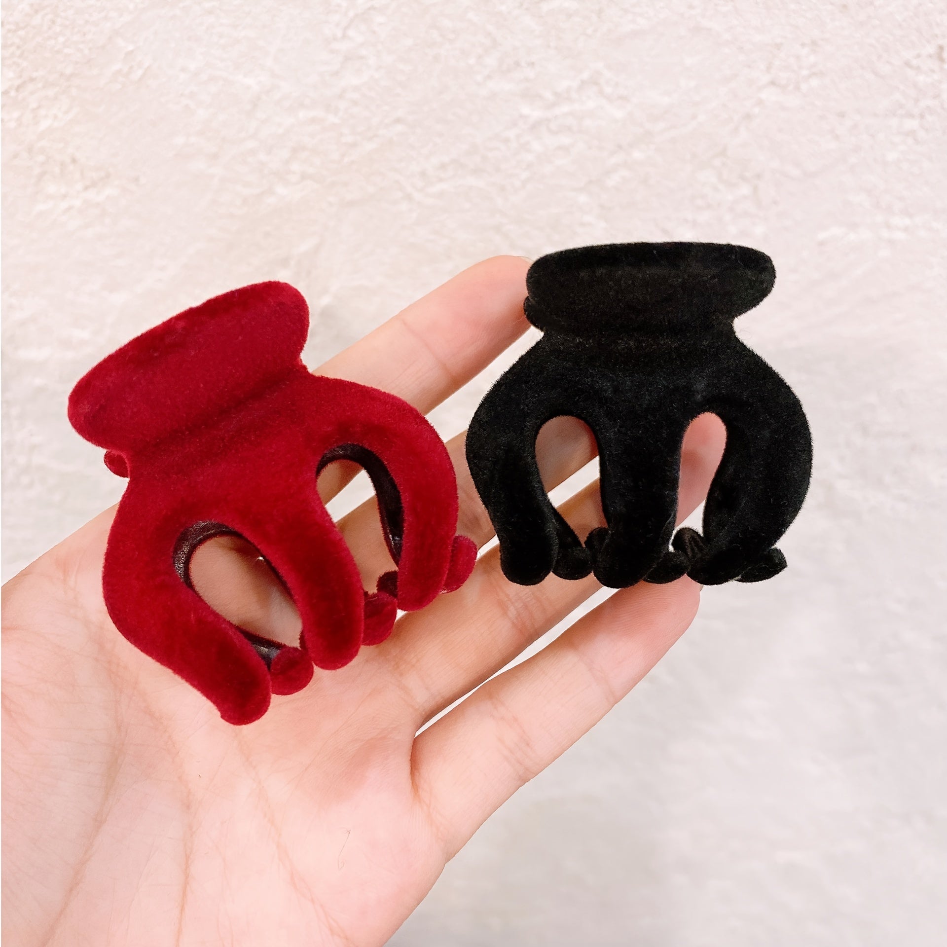 Fall Winter Flocking Pumpkin Hair Claw Clip Strong Grip 3pcs