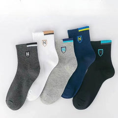 5 Pairs Men's Crew Socks Breathable Casual Unisex Socks All Seasons
