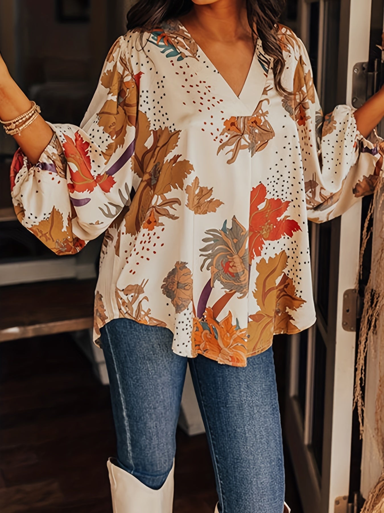Plus Floral Print Lantern Sleeve V Neck Tunic Top