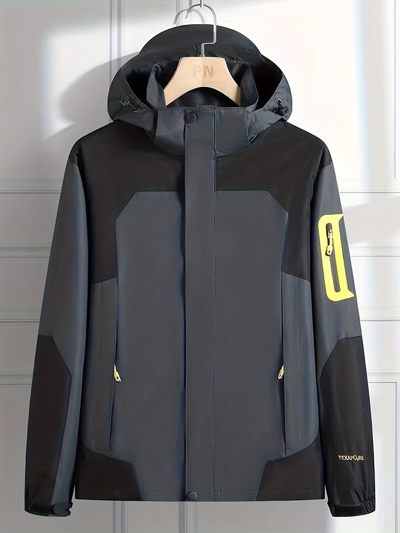 Men's Lightweight Waterproof Windbreaker Jacket Coat for Outdoors Hiking