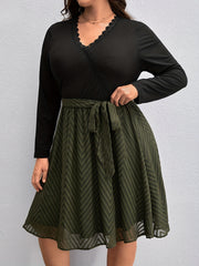  Casual Dress Women's Long Sleeve Surplice Neck Dress