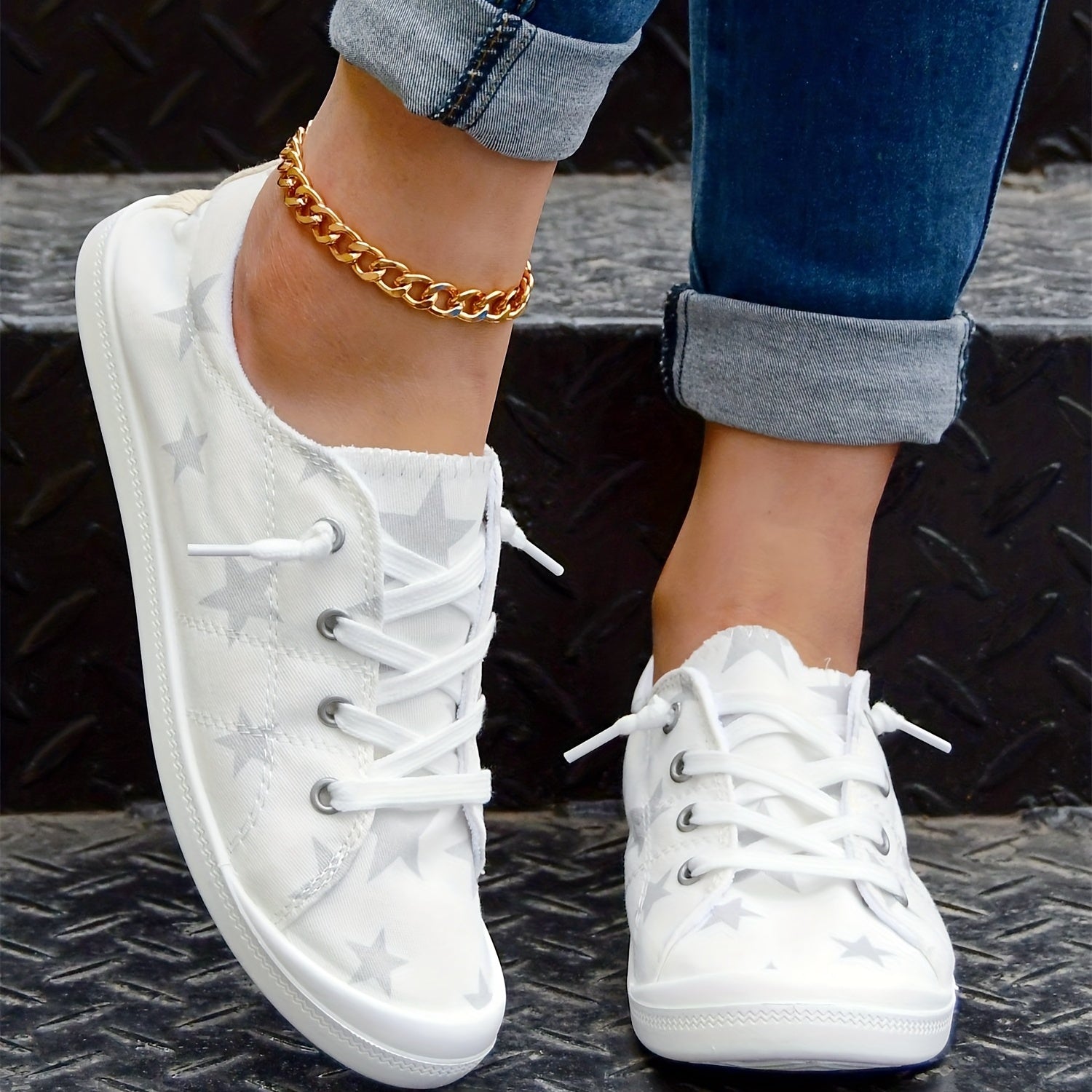 Women's Star Printed Canvas Shoes Casual Lace Up Low Top Sneakers