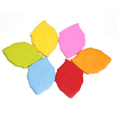 Maple Leaf Shape Dustproof Toothbrush Cover with Candy Portable Wash Cup