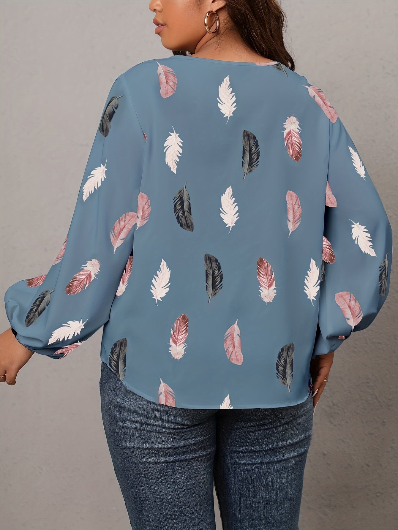  Feather Print Lace Trim V Neck Top
