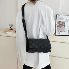 Women Winter Tote Shoulder Bag Large Capacity Puffy Handbag Lightweight Quilted