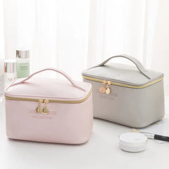Large Women Cosmetic Bag PU Leather Waterproof Make Up Bag Travel Organizer