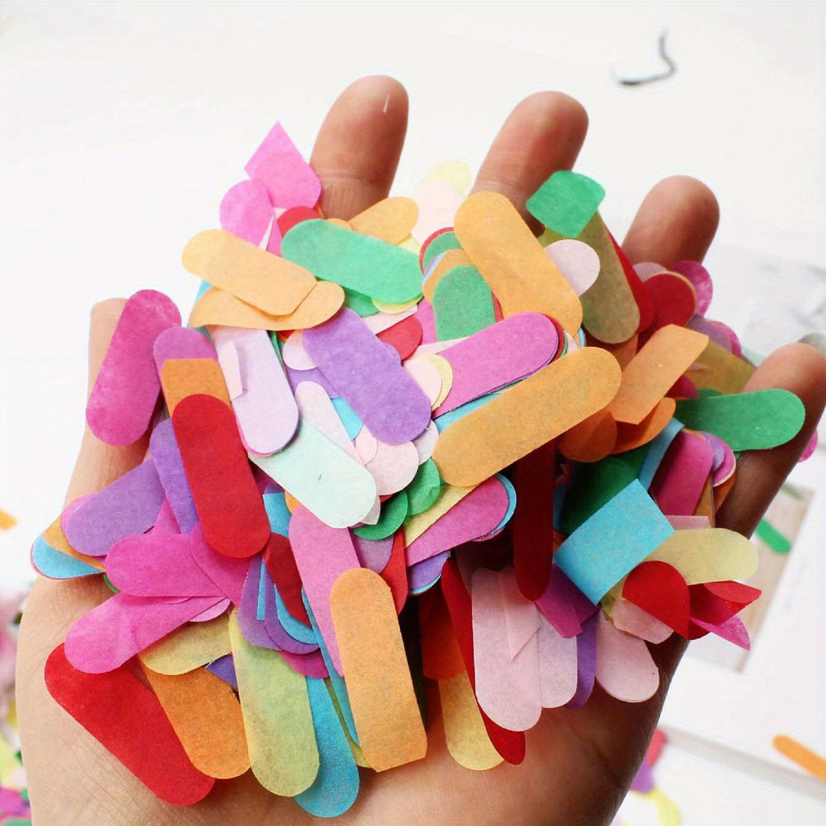 Geometric Confetti 1pc 18inch 0.39inch