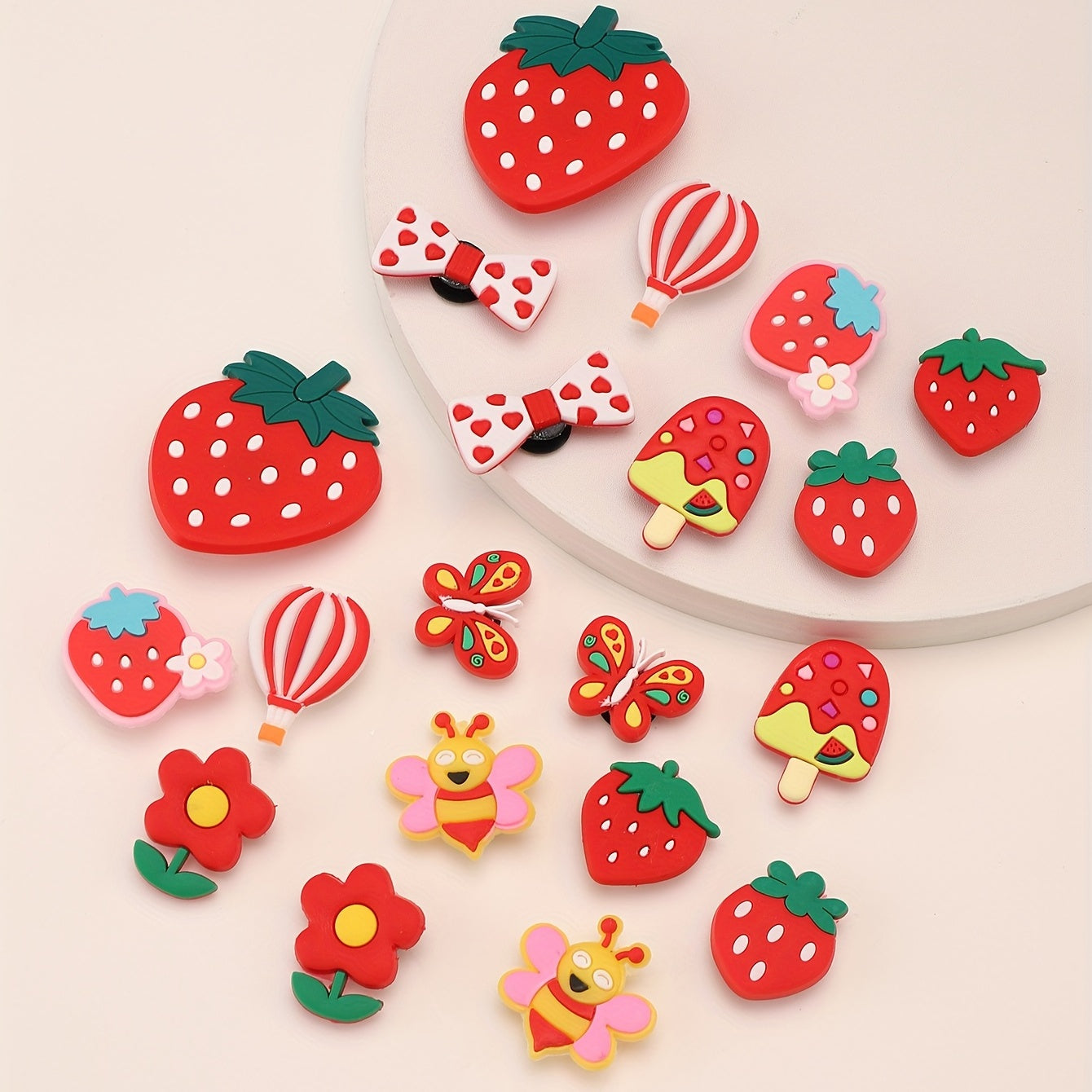 20pcs Cartoon Shoes Buckle Pink Strawberry Bee Shoe Charm DIY Shoe Accessories