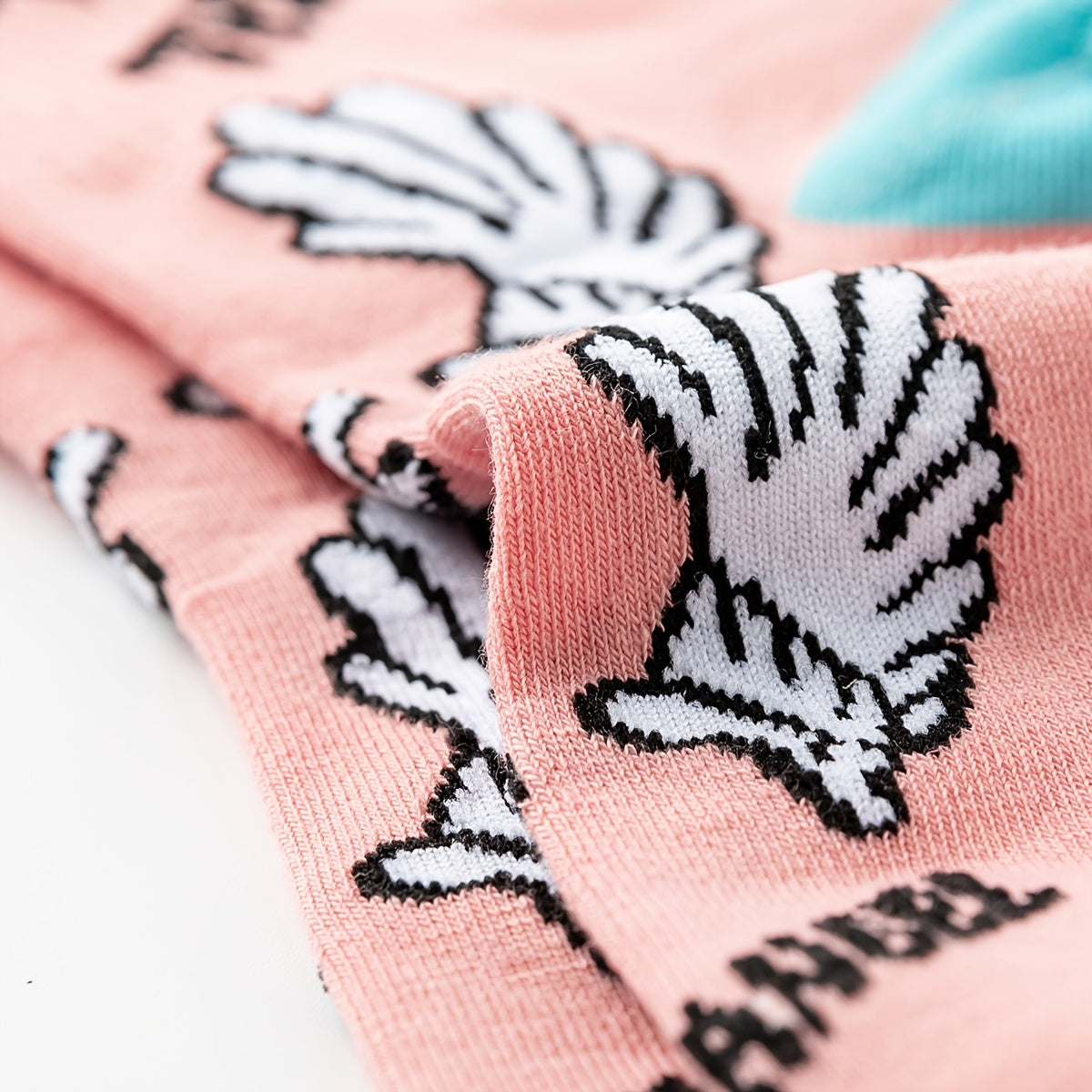 4 Pairs Angel Wings Print Socks & Funny Pattern Mid Tube Socks Women's Stockings
