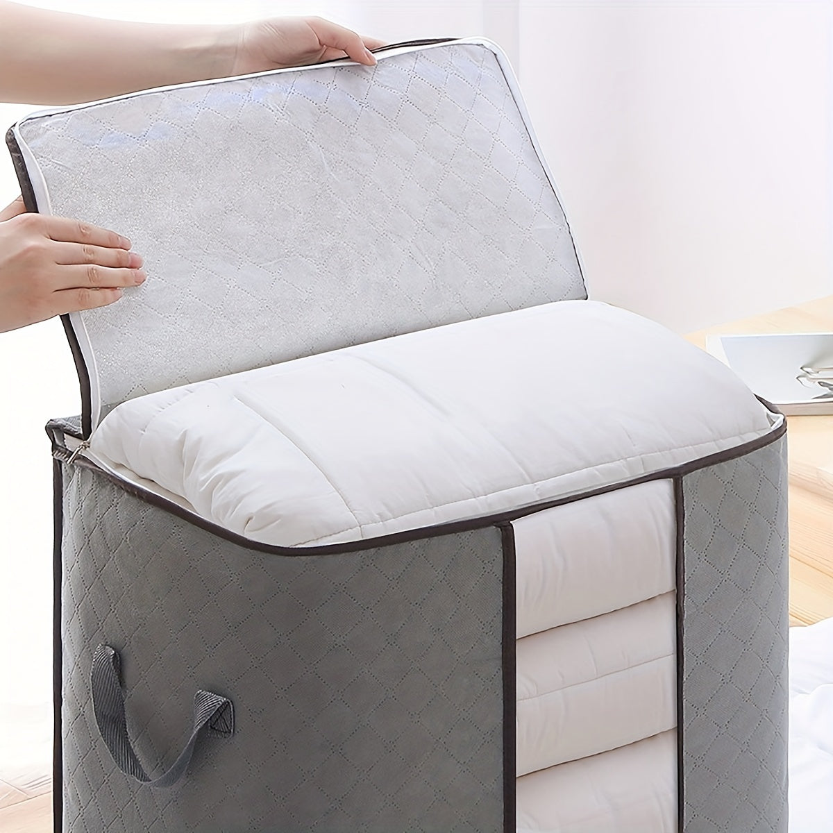 Large Capacity Storage Box Zipper Dustproof Organizer Clothes Container
