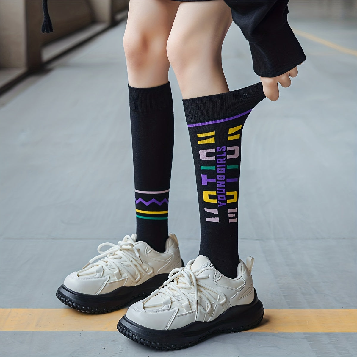 4 Pairs Letter Print Calf Socks Sports Knee High Stockings