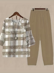  Floral & Plaid Print Long Sleeve Tee & Pants Set